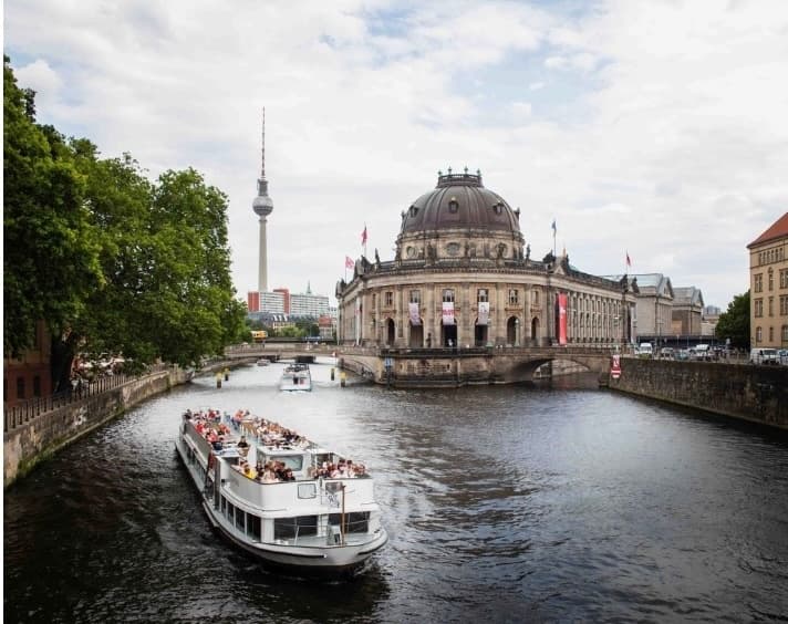 Berlin Spree River Cruise with Reederei Riedel