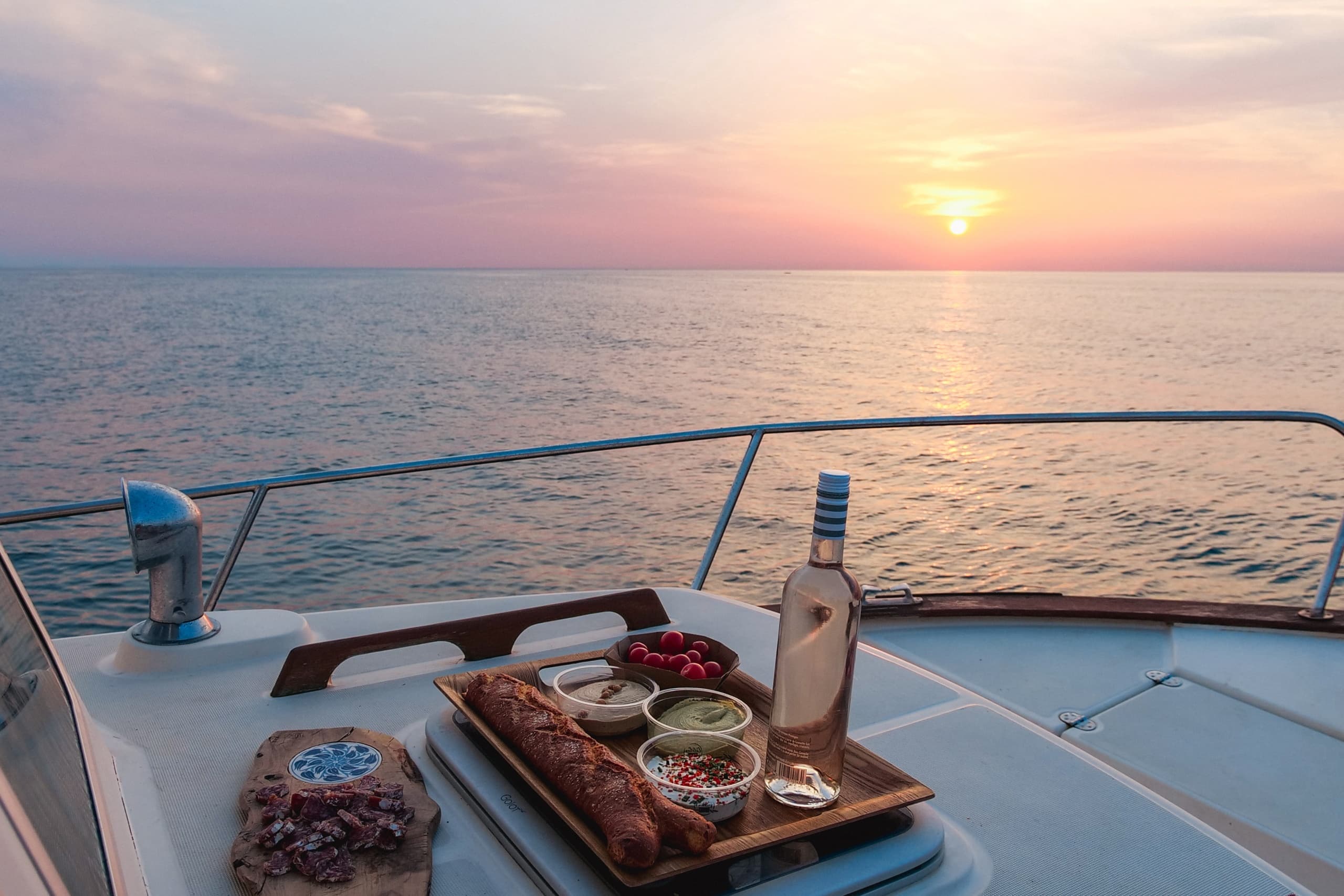 Formule Sunset: Private Bayonne Sunset Cruise on the Adour