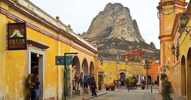 Climbing & Cultural Tour at Peña de Bernal with Travis Adventures