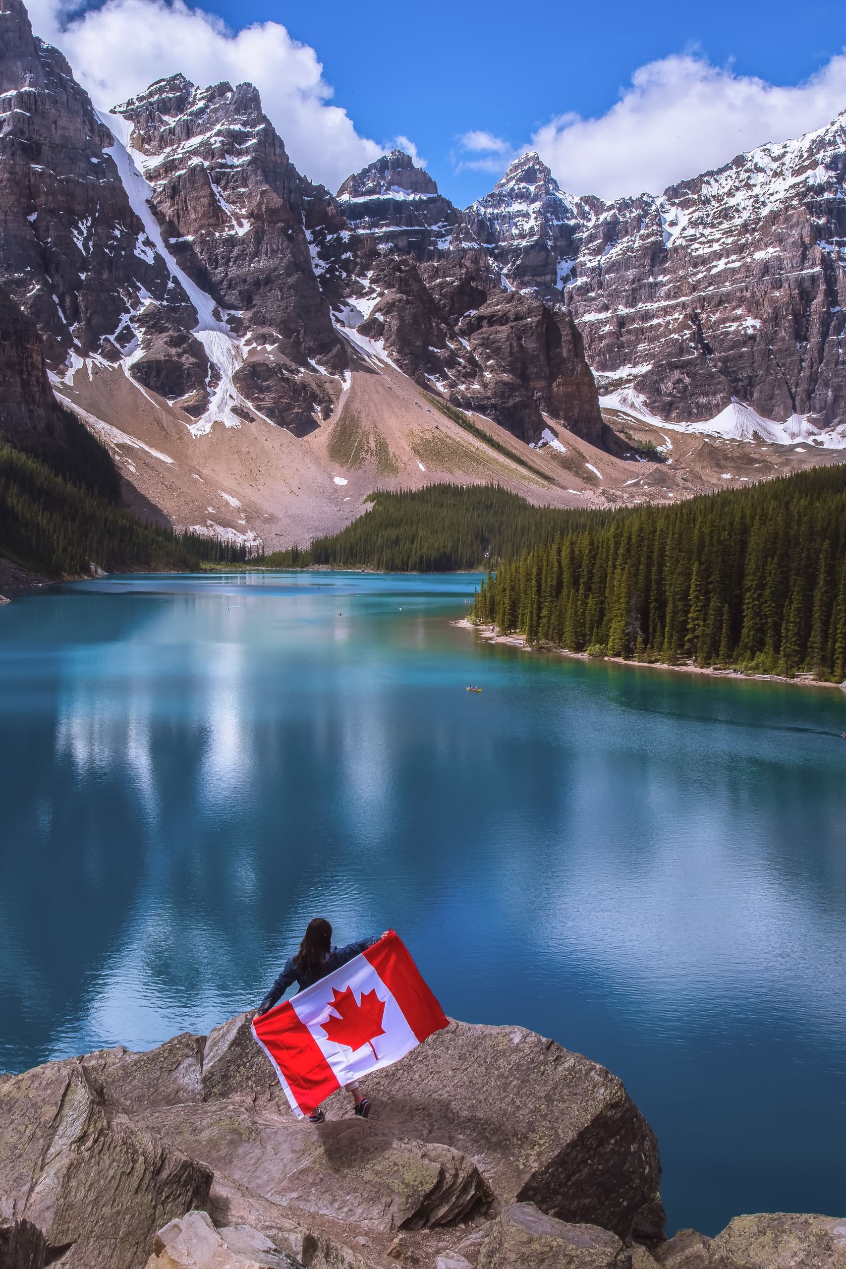 Private Lake Louise, Moraine & Icefields Parkway Tour — Full-Day Canadian Rockies photo 1