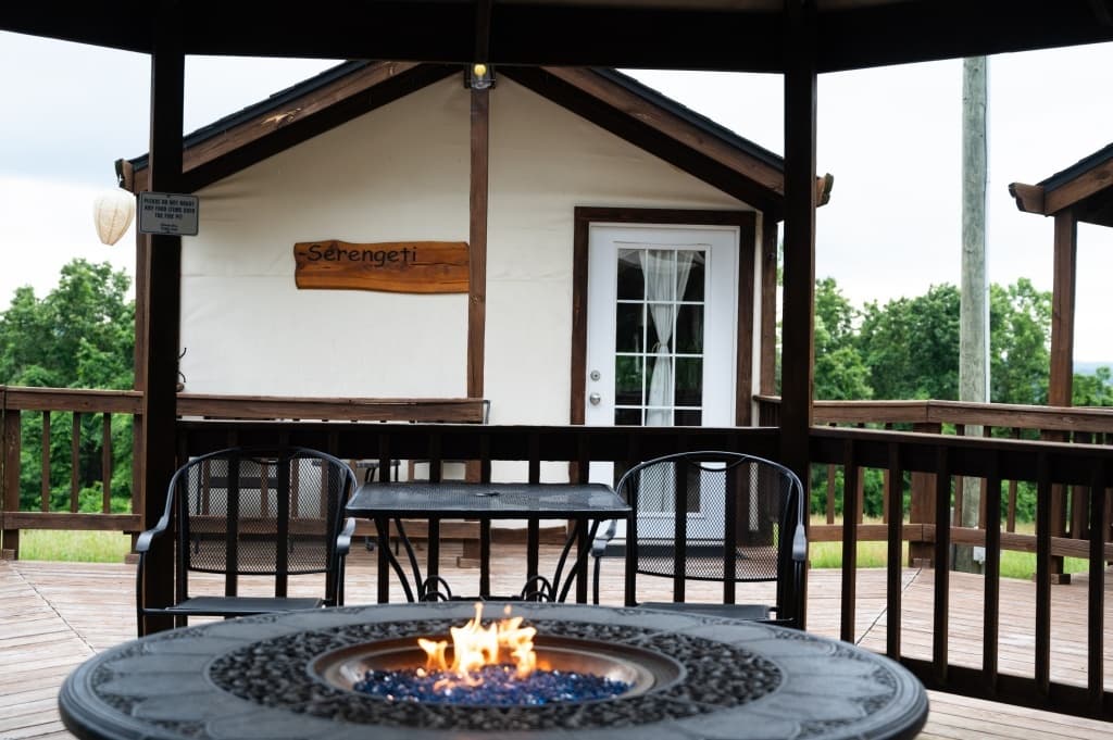 Wildlife & Luxury: Serengeti Suite at Africa In The Ozarks photo 1