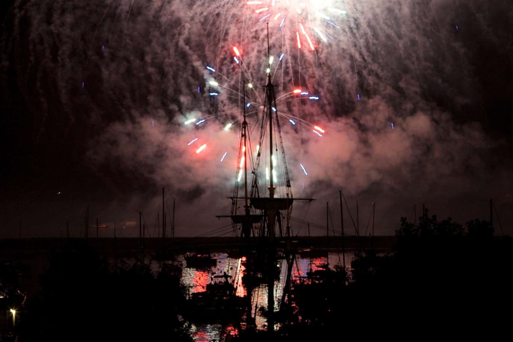 Plymouth Private Fireworks Cruise: VIP July 3–4 Sunset Yacht Experience photo 2