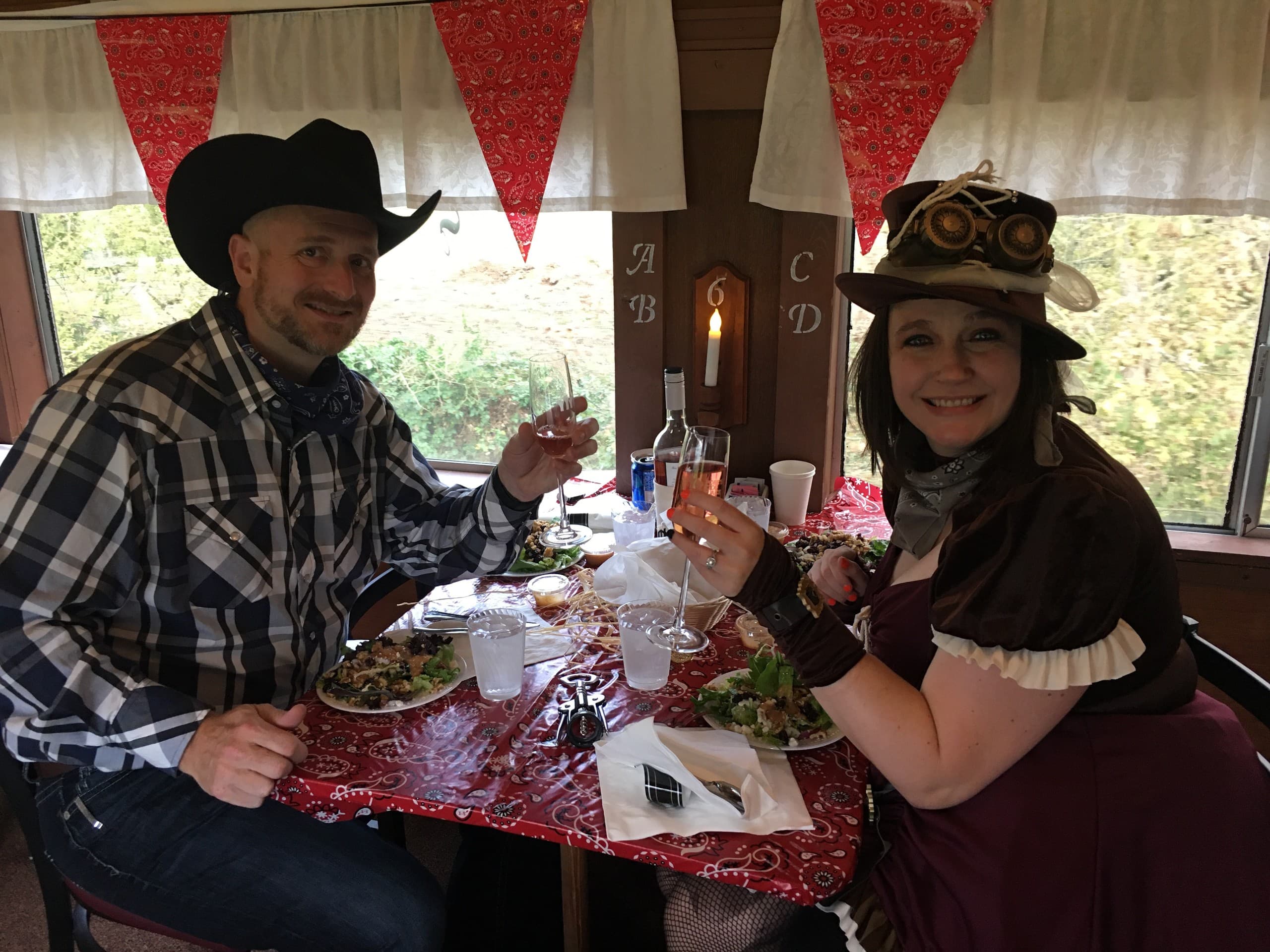 Wild West Dinner Train in Chehalis River Valley: Historic 1920s Rail Dinner & Old West Entertainment photo 2
