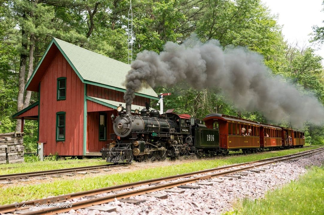 All Aboard $4.00 Days: Scenic Steam Train at Hyde Park Station, Wisconsin Dells photo 4