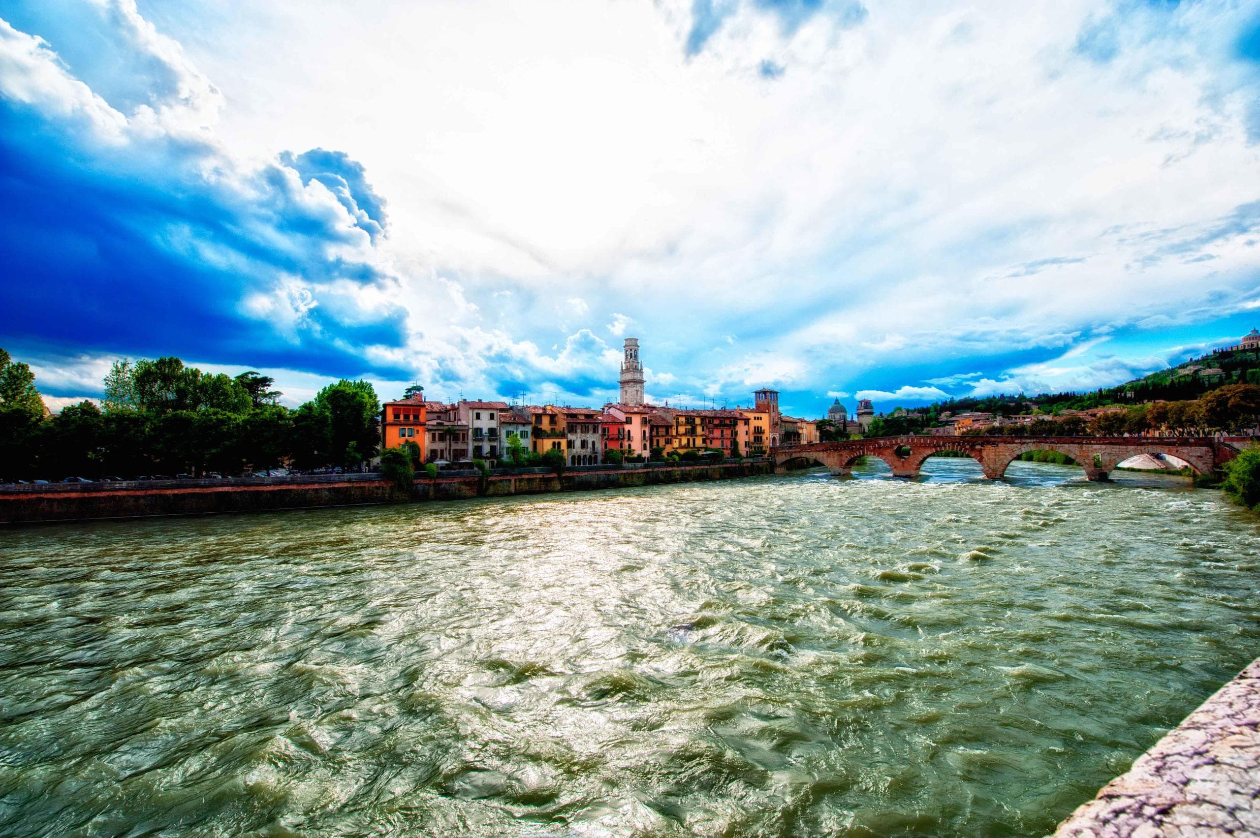 Verona Noir Mystery Tour with Explore Verona