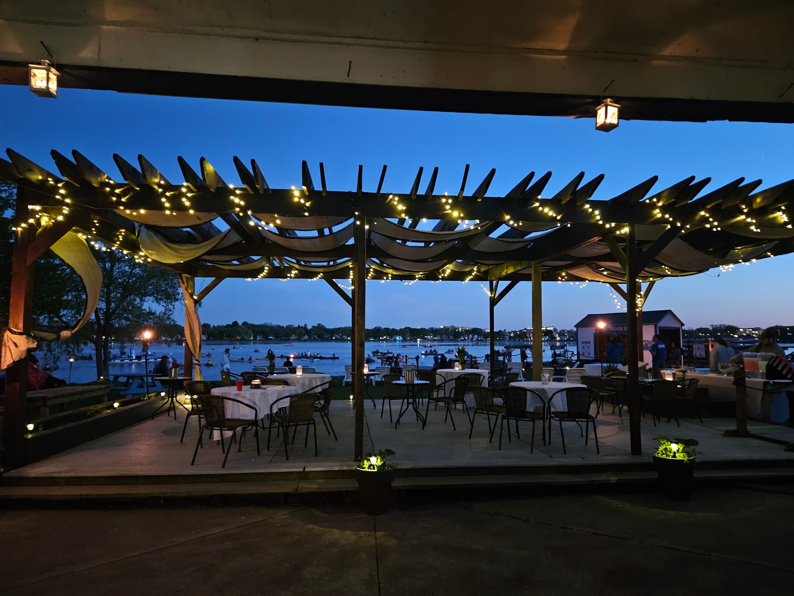 Night Paddle on Lake Wingra: Ghost Stories & Haunted Kayak Tour in Madison photo 3