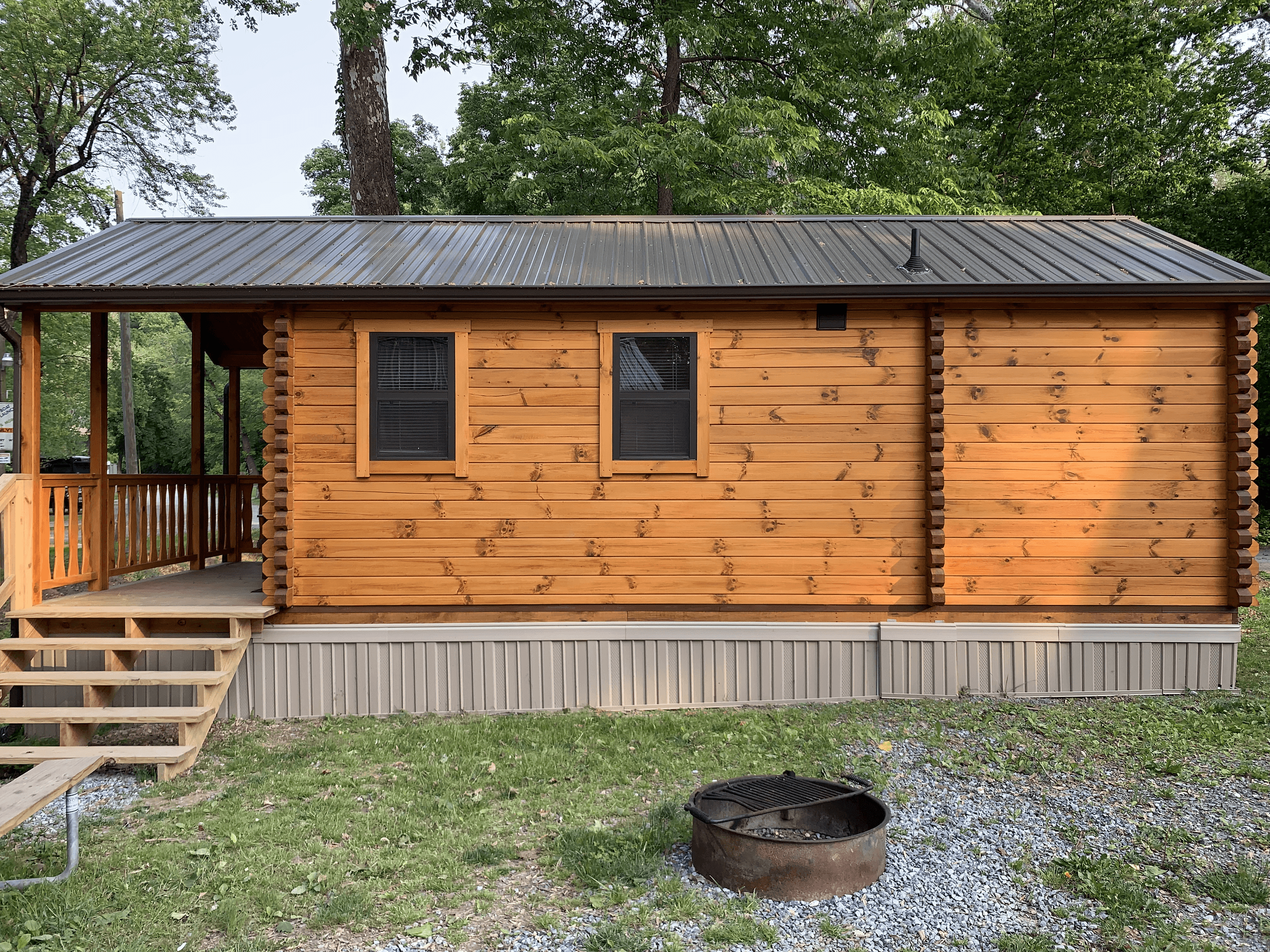 Experience Luxury Wilderness Retreat at Shenandoah Lodge Near Harpers Ferry photo 1