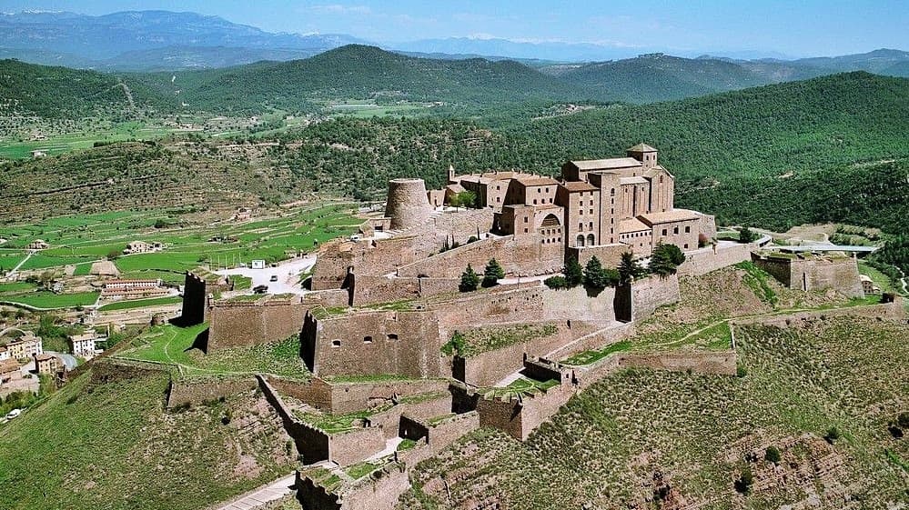 Cultural & Land Adventures at Cardona Salt Mountain & Park by In Out Barcelona