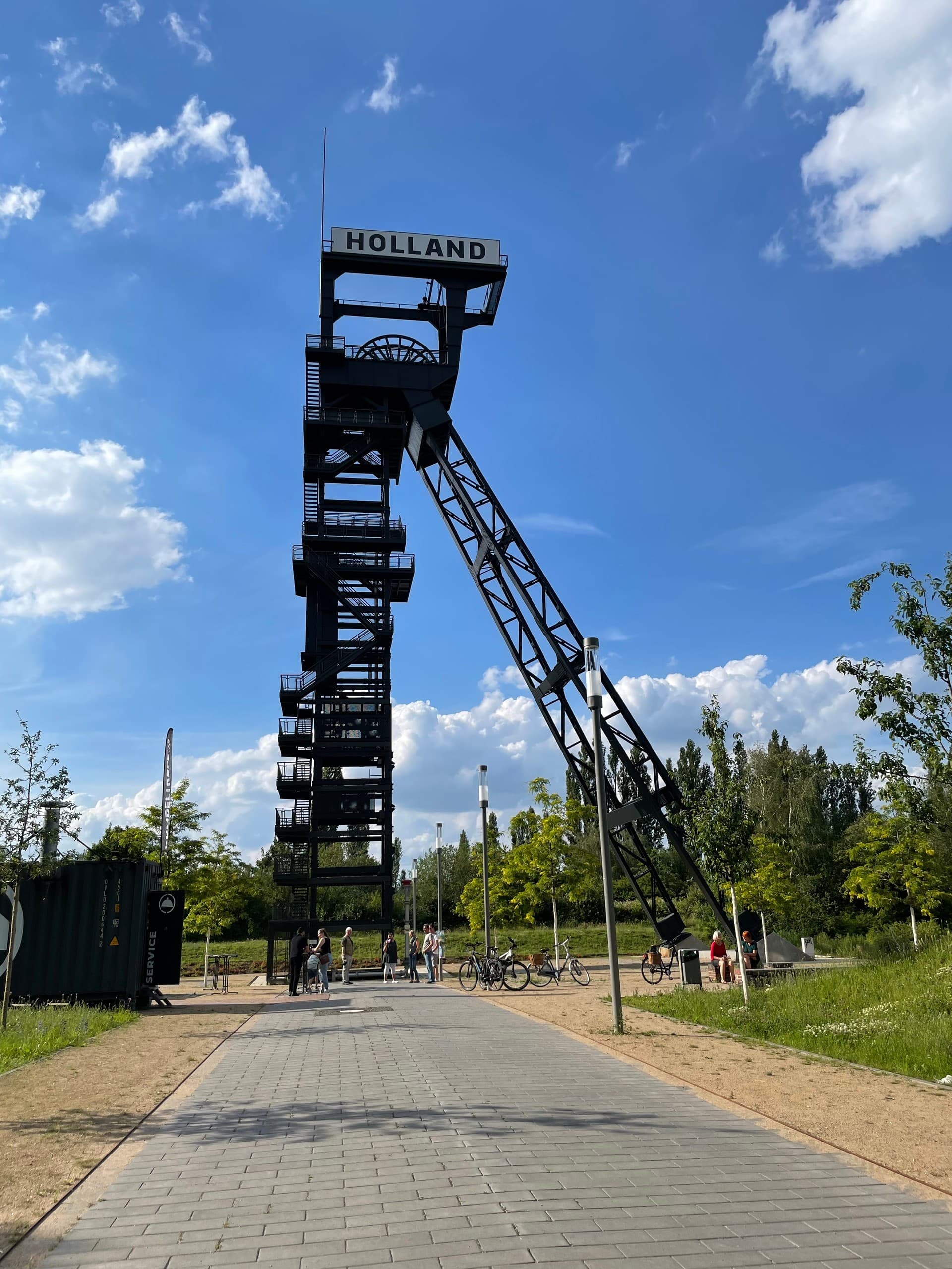 Bochum After-Work E-Bike Tour: Trassen, Fördergerüste & Sunset Panoramas photo 1