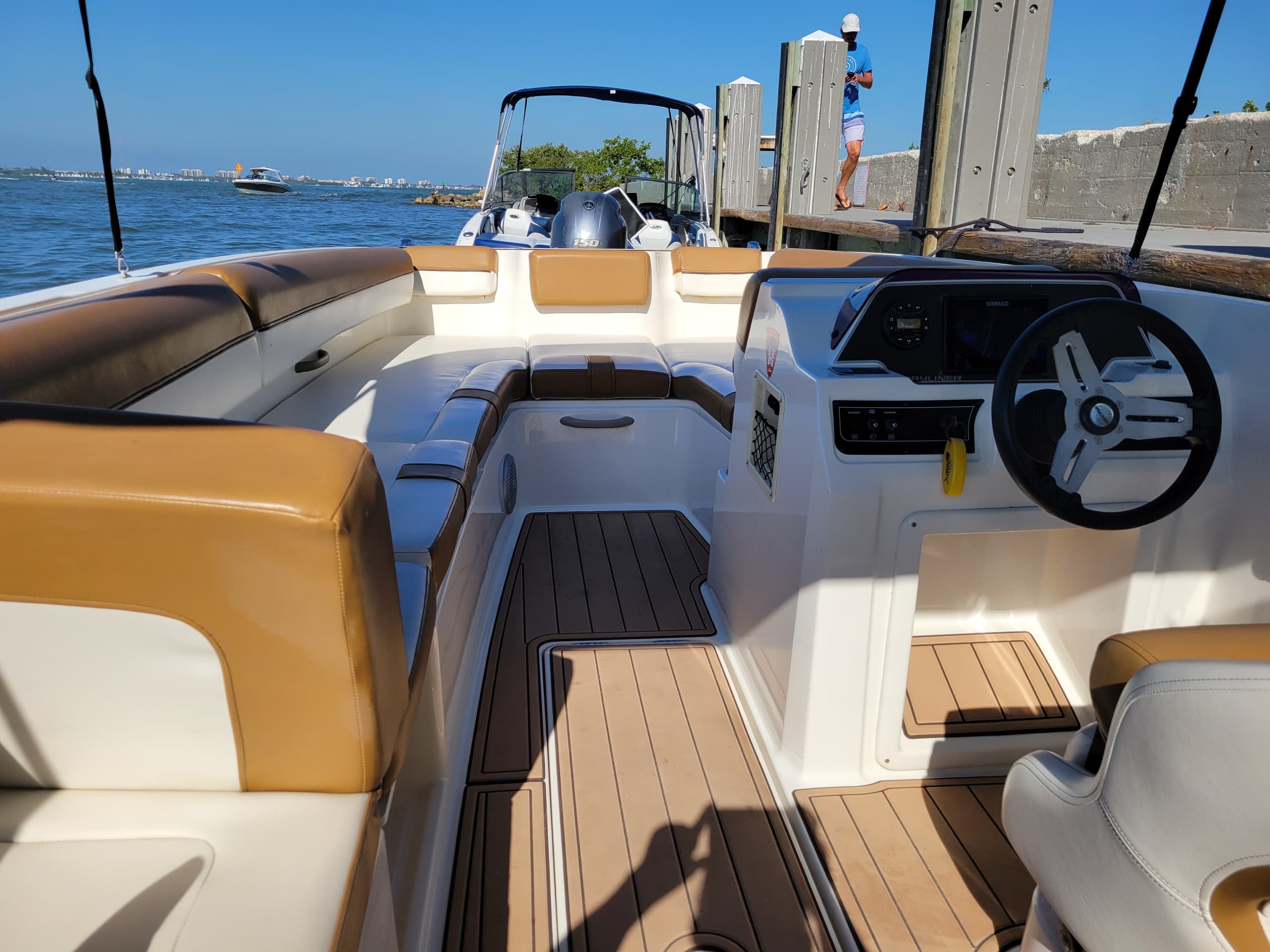 20ft Bayliner DX2000 Boating Adventure in Sarasota, FL