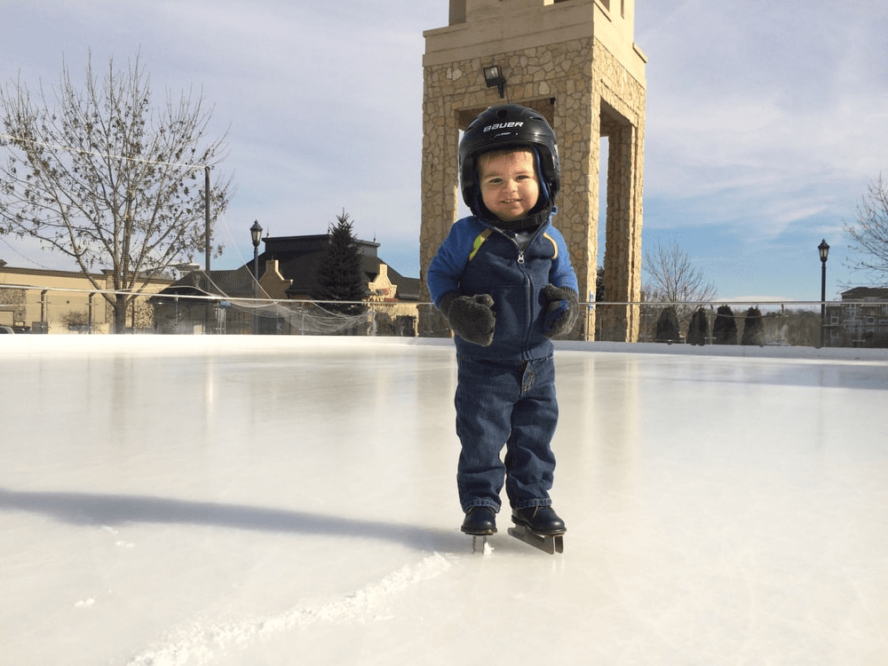 Learn to Skate Lessons at The Rink on Lake Saint Louis: Fast-Track Beginner Ice Skating in Lake Saint Louis, MO