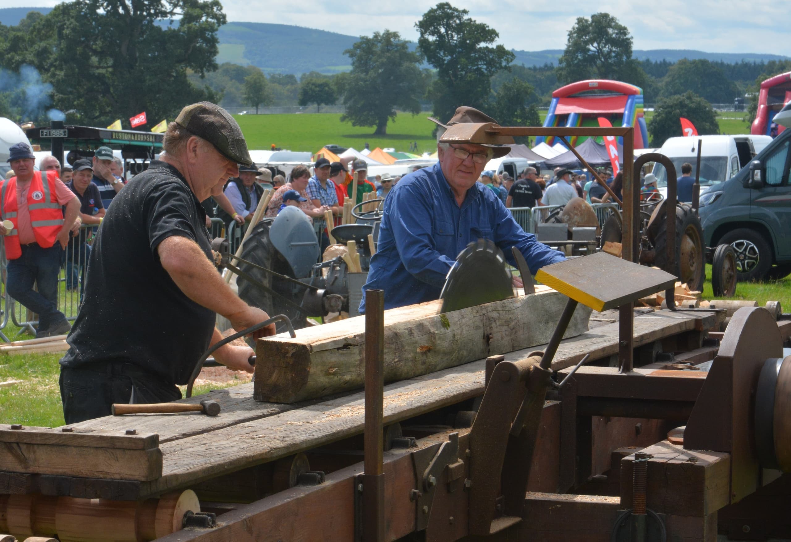 Steam, Saws & Vintage Chrome: 62nd National Steam Rally in Stradbally photo 2