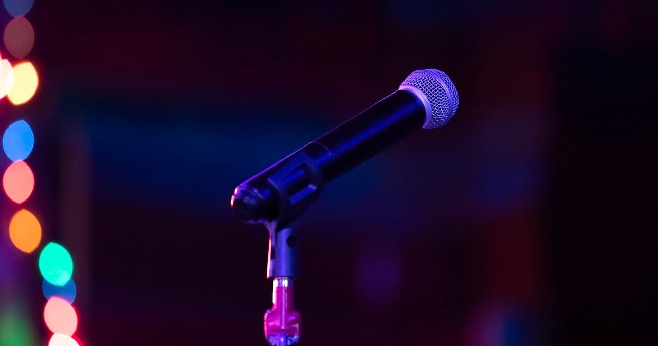 Land-Adventures at Axe & Grind: Karaoke Night Fun