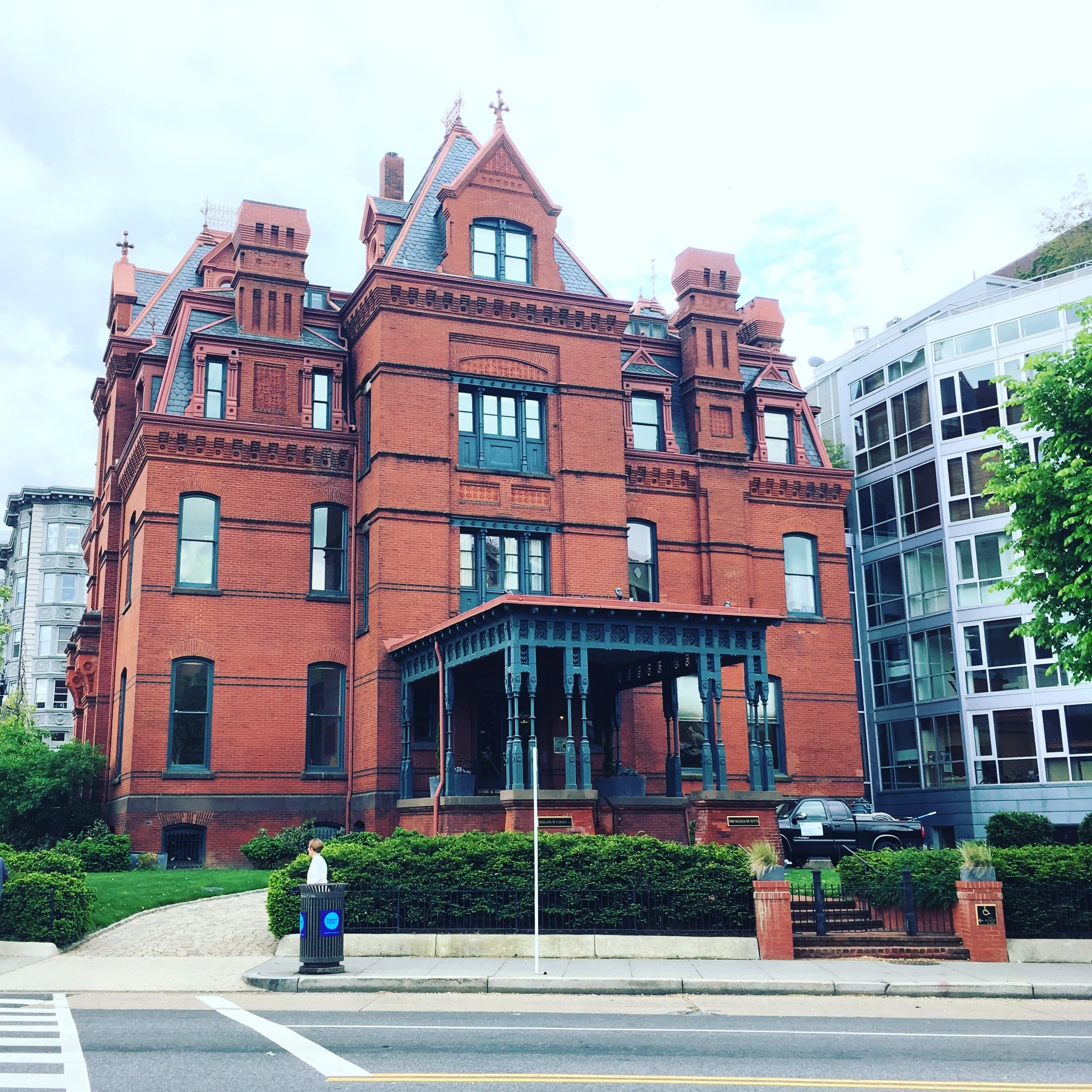 Historical Walking Tour of Washington’s Gilded Age by DC Design Tours