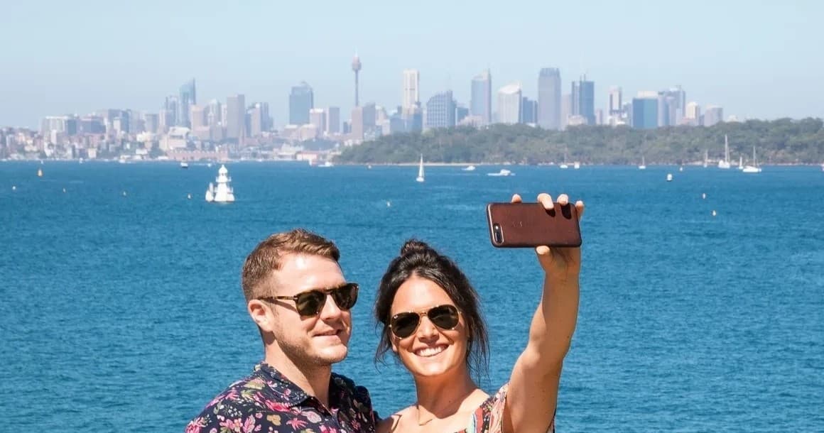 Explore Sydney’s Iconic Beaches and Coastal Walks: A Full-Day Adventure