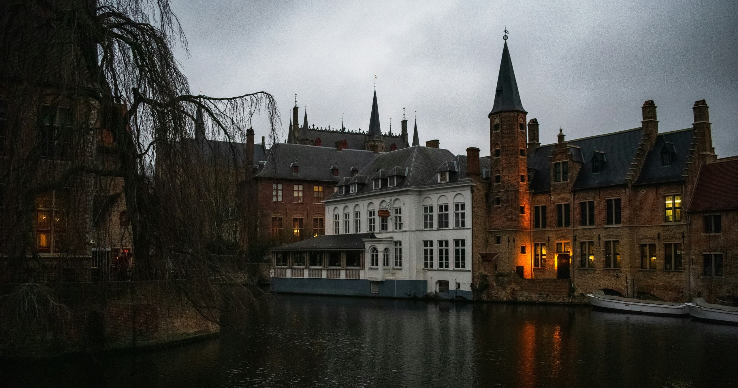 Night Tour With a Real Local: Explore Bruges’ Hidden Alleys After Dark photo 2