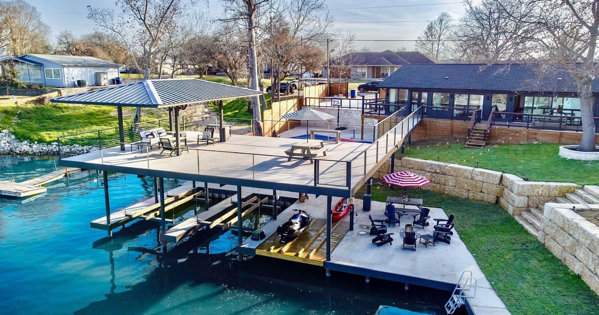 Texas Waves Vacation team