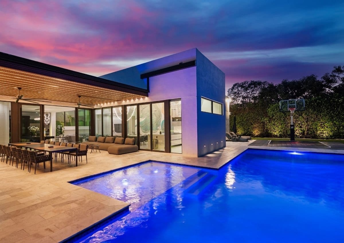 Villa Maya: Luxury North Miami Beach Villa with Private Pool, Spa & Court