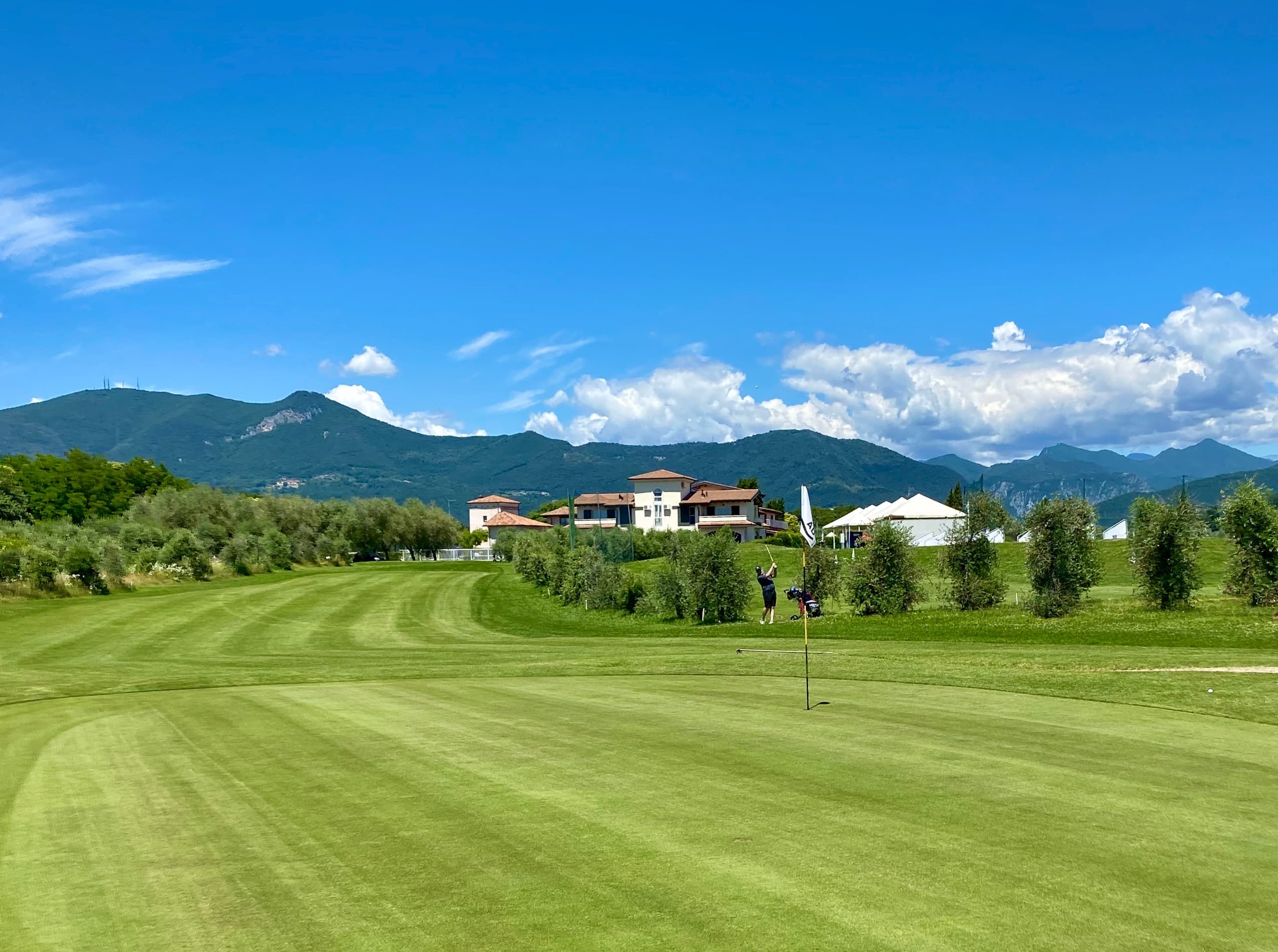 Golfing on Lake Garda at Il Colombaro
