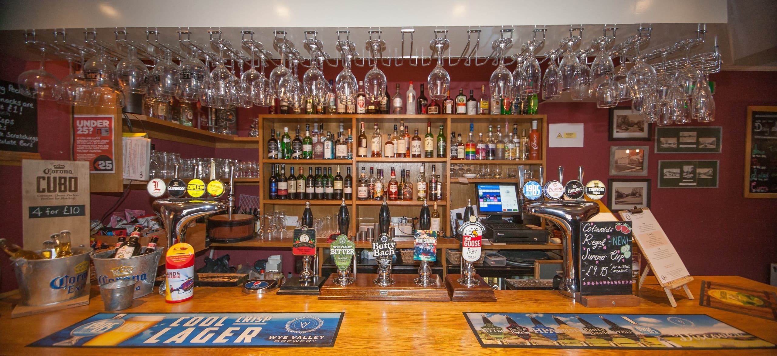 Historic Pub & Village Experience at The Queen Elizabeth Inn