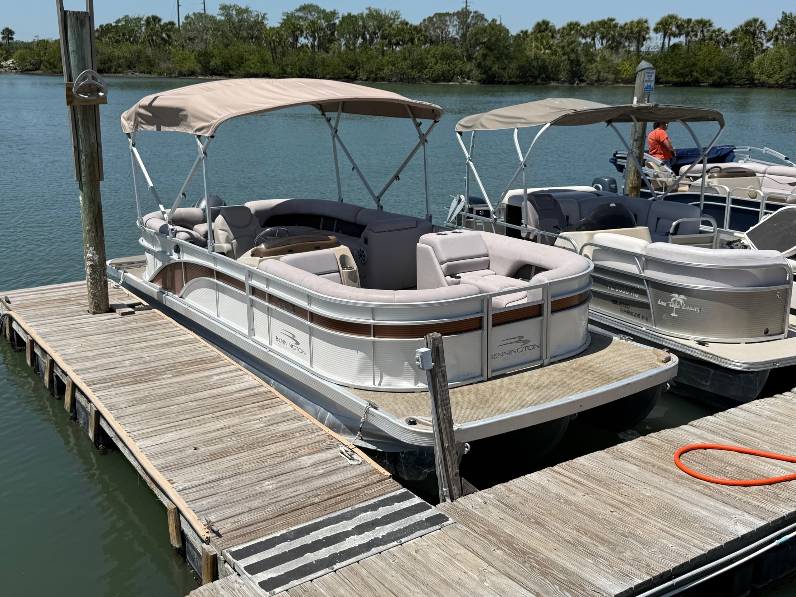 Water Activities & Sand Dollar Boat Rentals in New Smyrna Beach