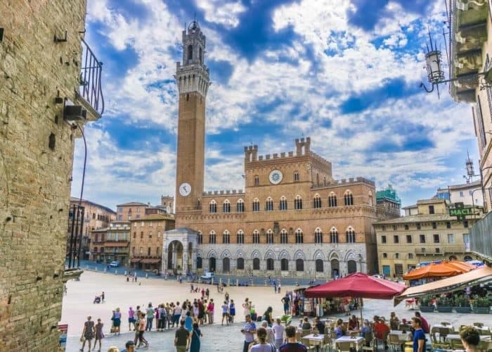 Siena & San Gimignano Day Tour with Discovery Guided Tours