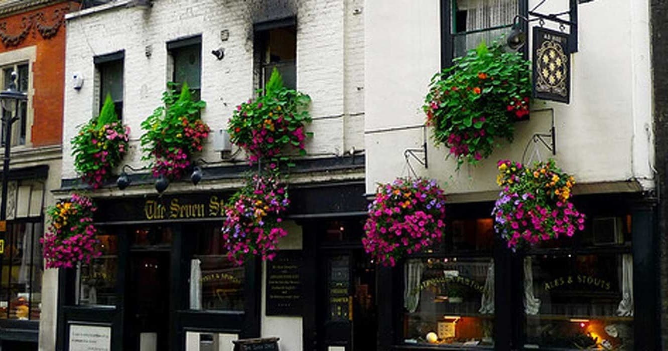 Land Adventures & Historic Drinking in London with Meet The Street