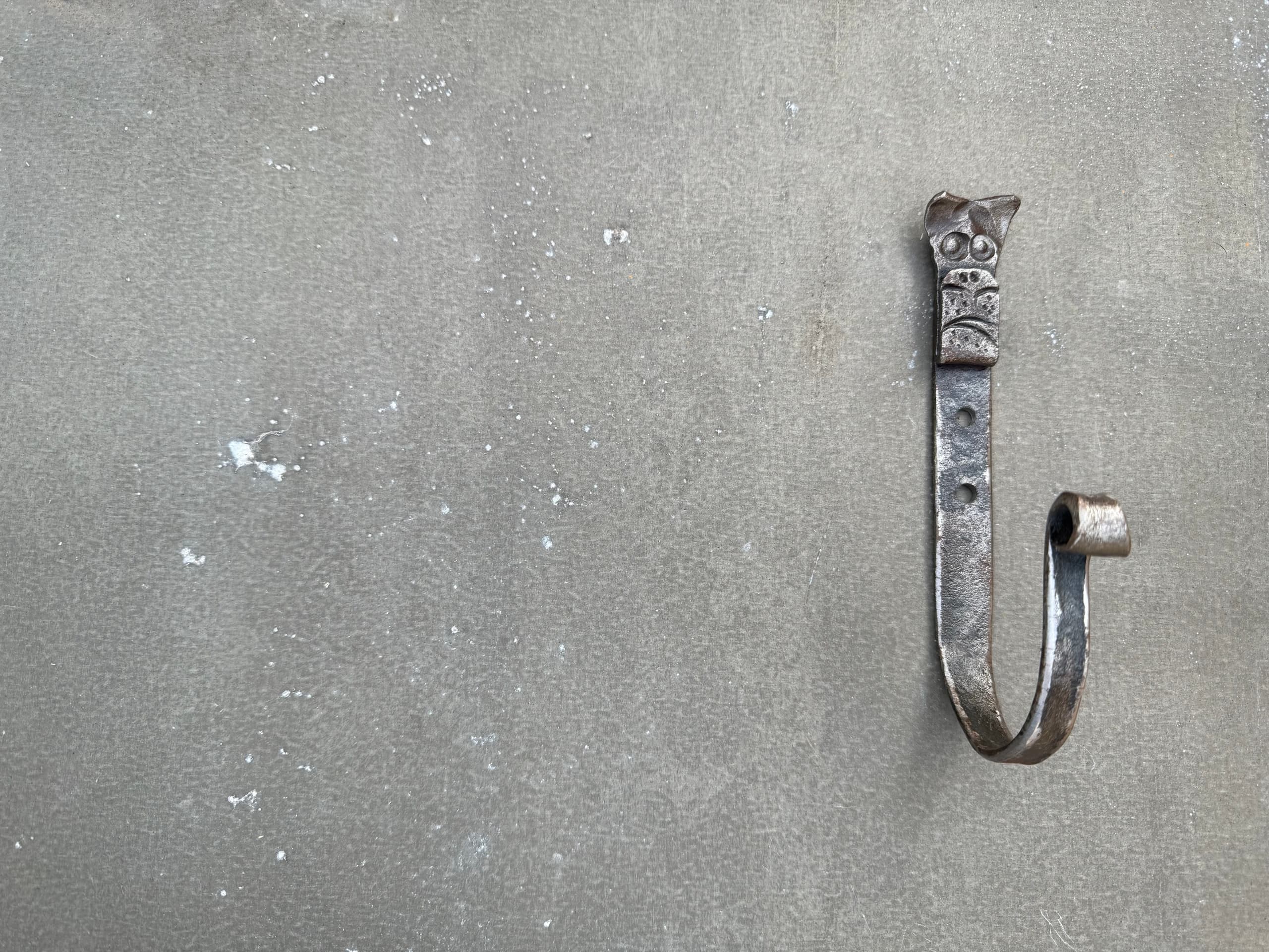 Dog Head Hook Blacksmith Experience at Maui Blacksmith