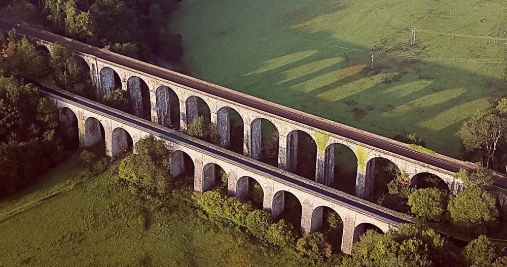 Canoe & Tunnel Tour at Chirk Aqueduct by Grizzly Adventurer
