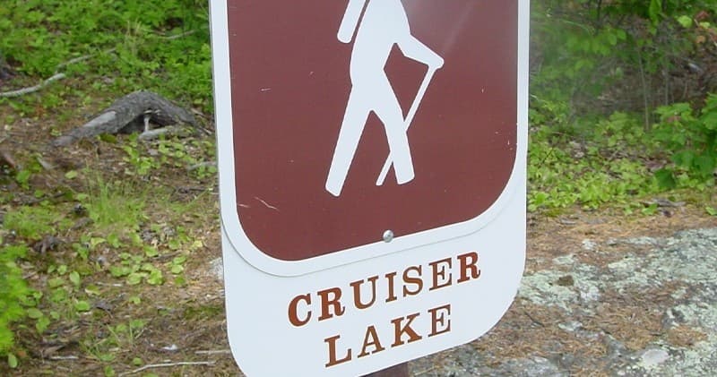 Cruiser Lake Hiking Trail Tour: Full-Day Voyageurs Hike on Kabetogama Peninsula