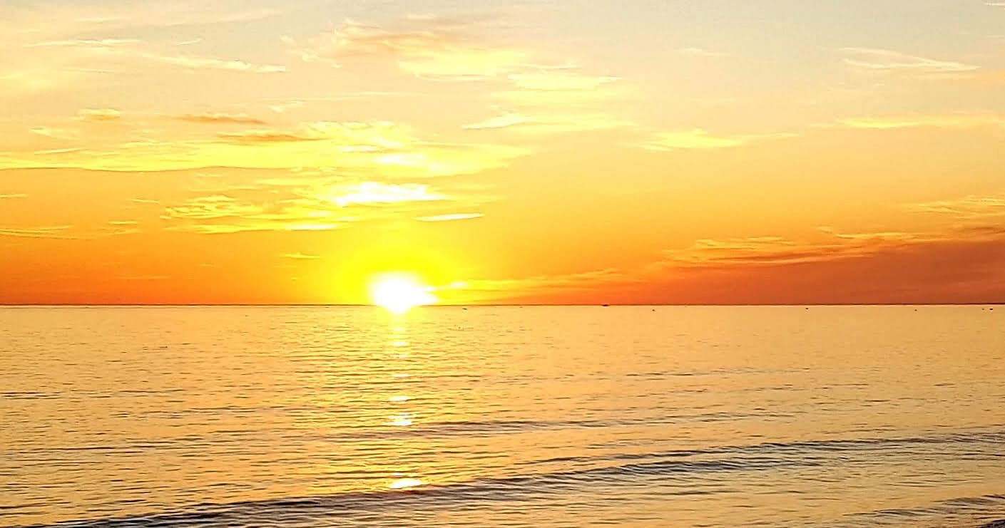 Water Activities: Sunset Lovers Cruise Adventure