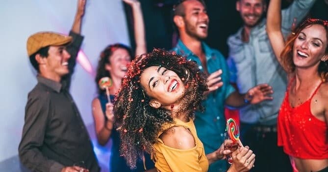 Water-Activities: Retro Party Cruise on Sydney Harbour