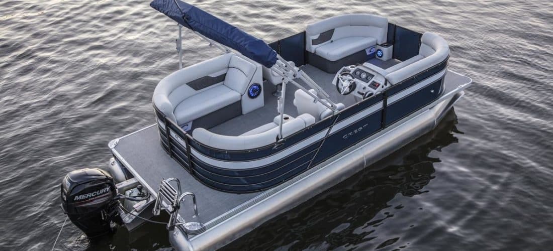 Relax on a 20' Crest Pontoon Boat in Sandpoint, Idaho