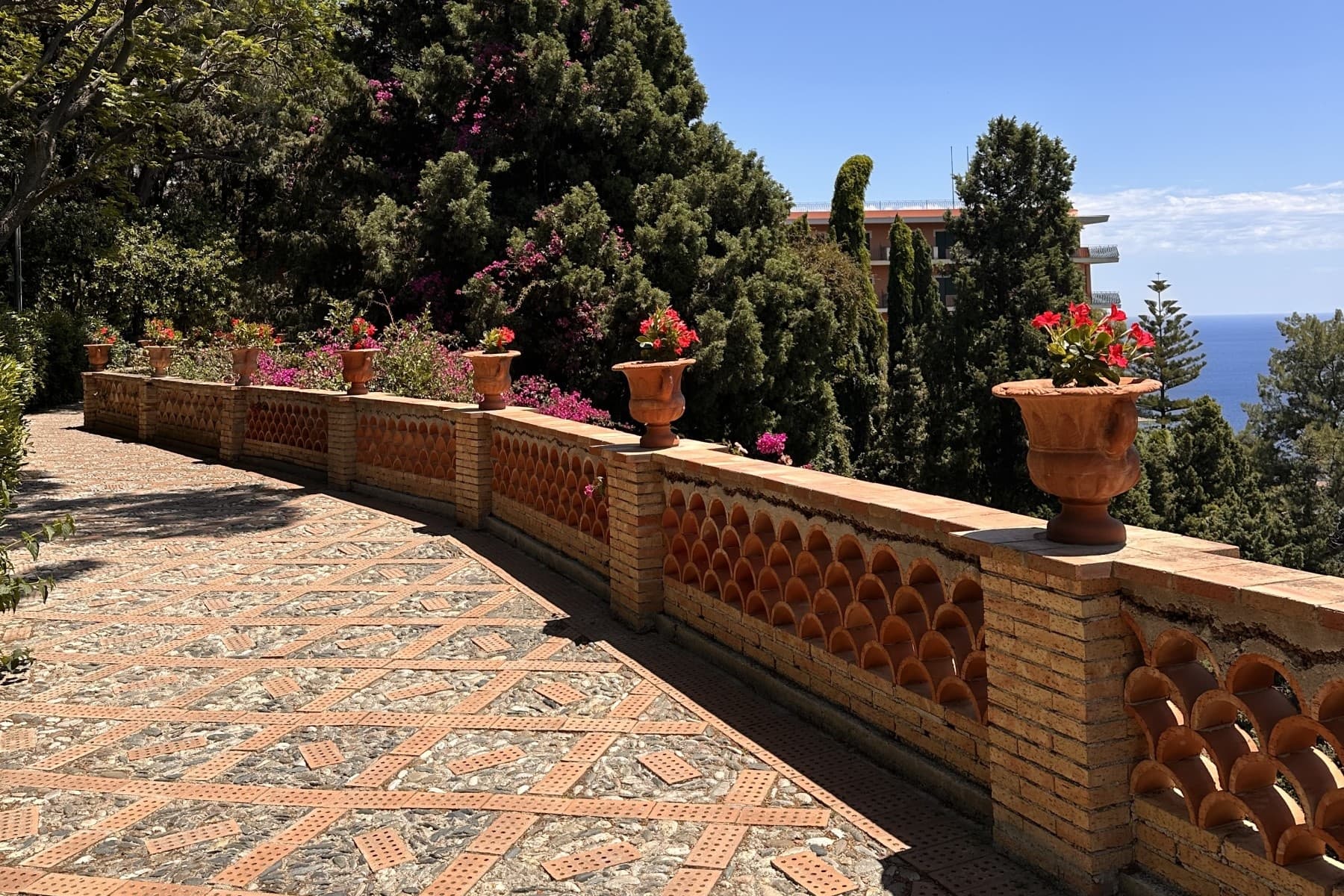Taormina & Castelmola: Six‑Hour Day Tour from Messina with Mount Etna Views photo 2