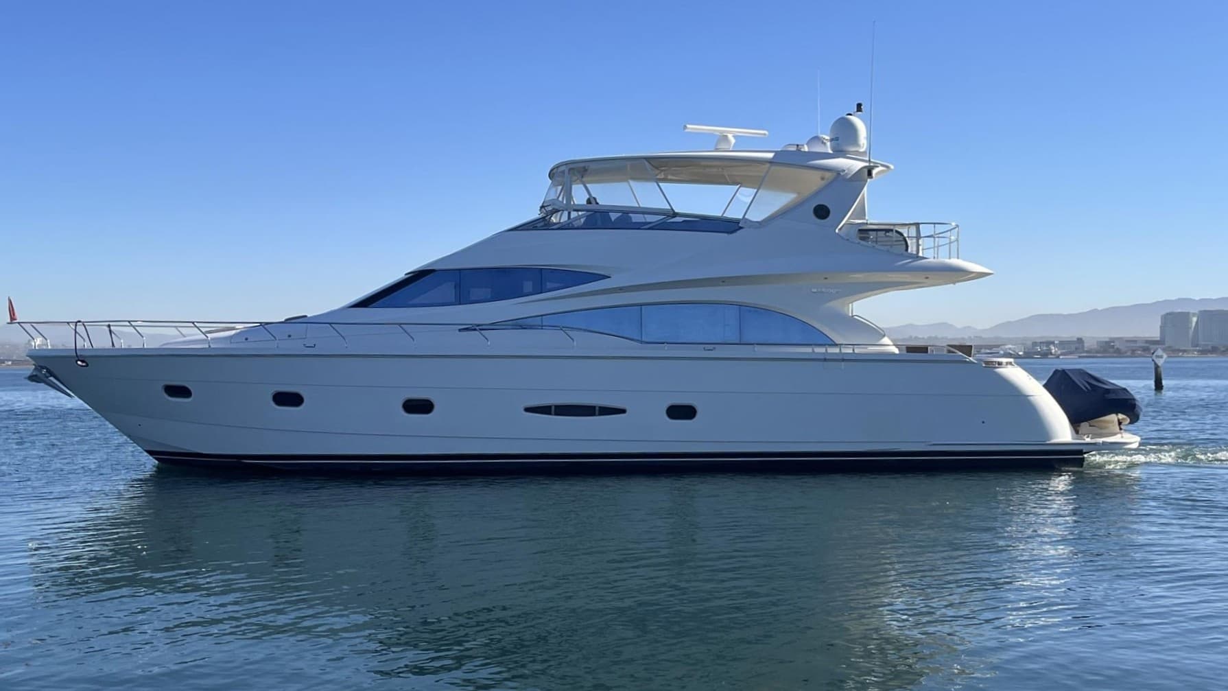 Marquis 70 Downtown Multi-Day Yacht Charter in San Diego Harbor