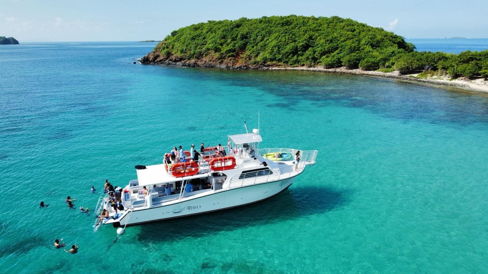 Theo Culebra Experience: Snorkeling & Beach Fun in Fajardo