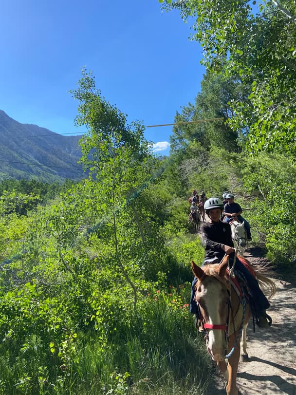 Walk'n Lead: First Pony Rides for Kids in Bishop's Eastern Sierra