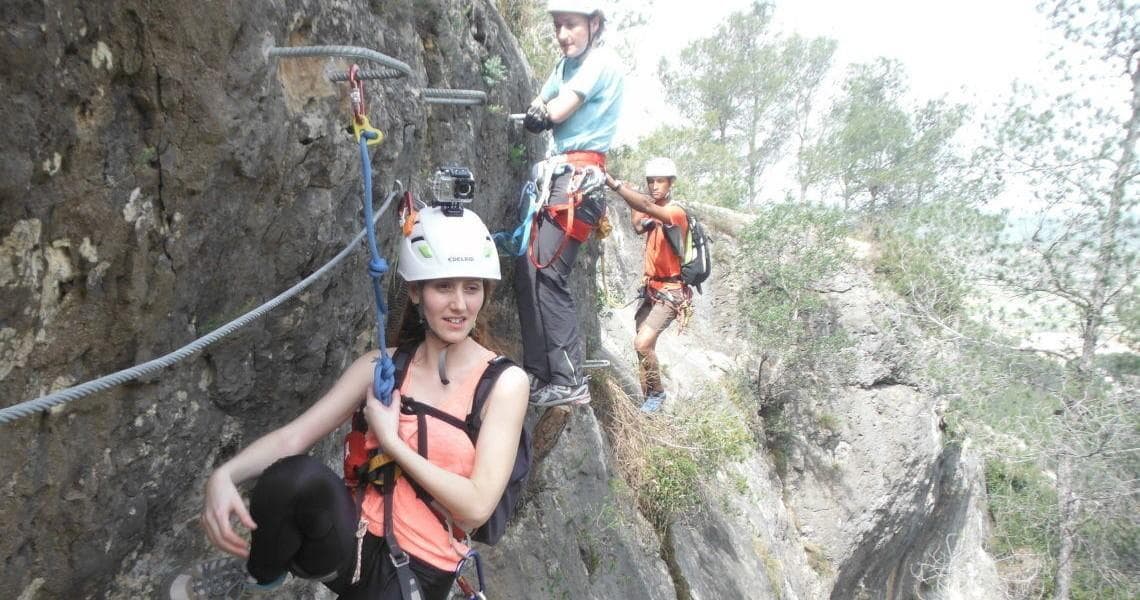 Climbing Adventure at Fuente Godalla in Valencia