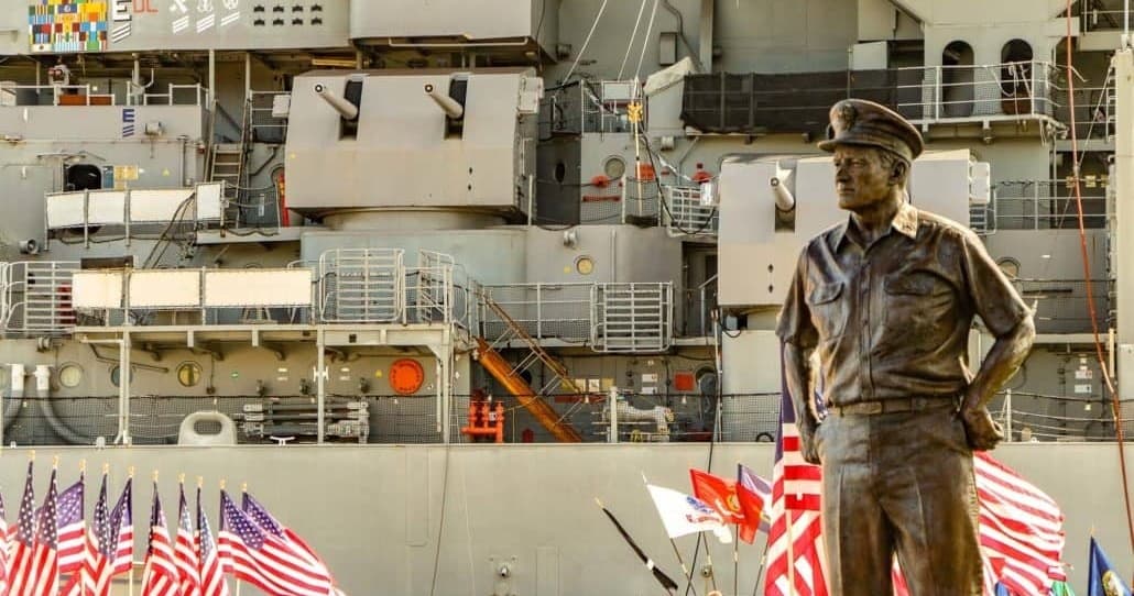 Historical Water-Activities: Pearl Harbor Tour from Maui
