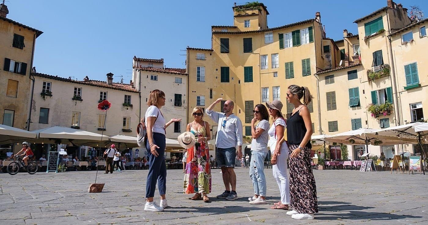 Cultural & Food Tour in Lucca by Flavours of Lucca