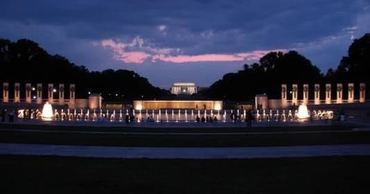 WWII Memorial fountains at dusk for evening sightseeing near Lincoln Memorial