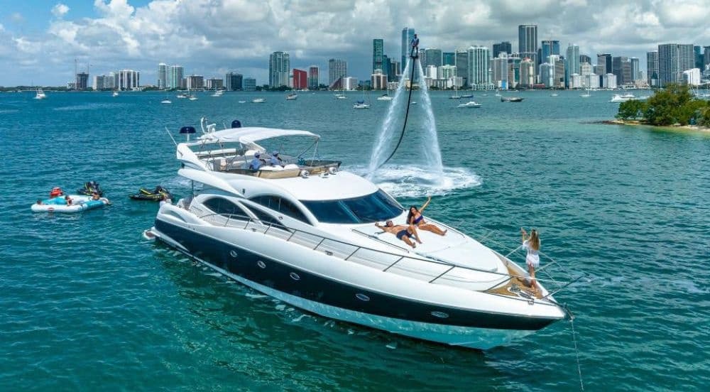 Luxury Yacht Cruise in Biscayne Bay by 74 Sunseker Manhattan