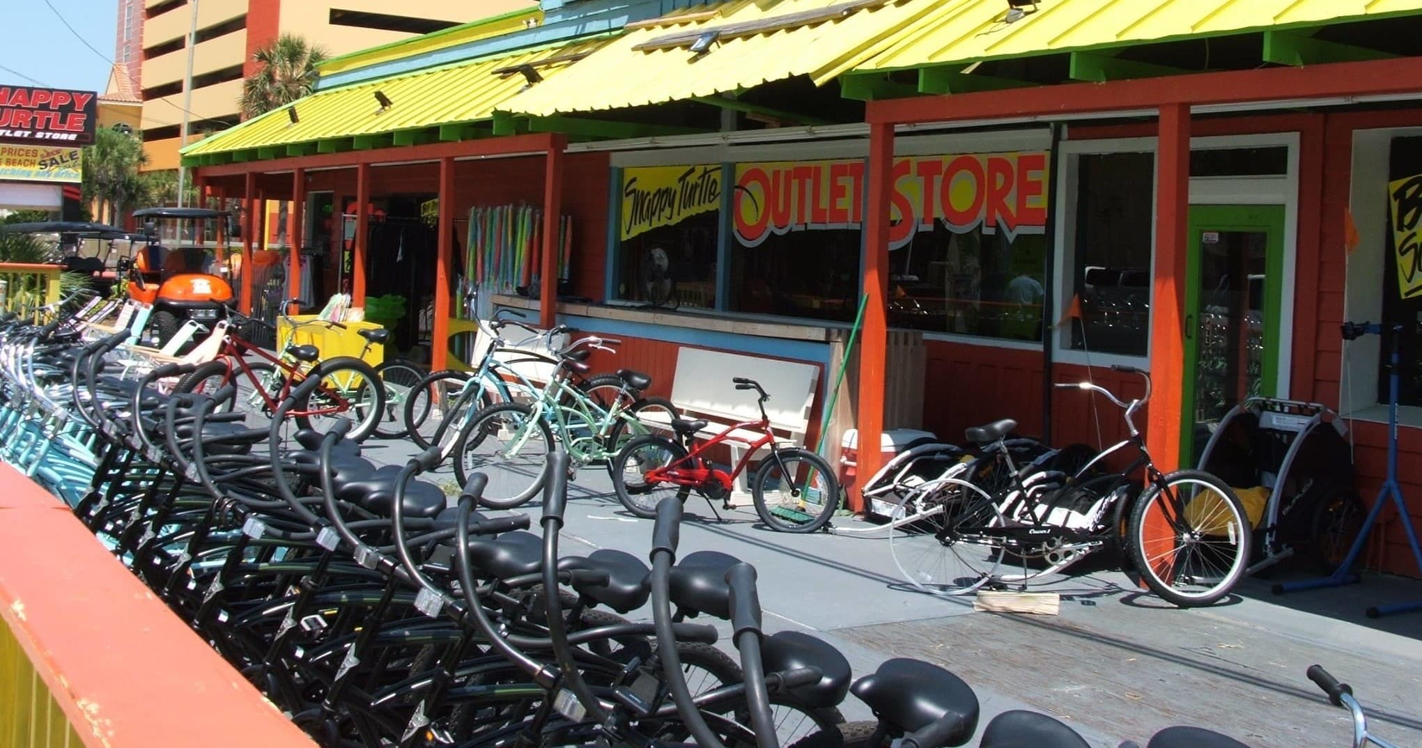 Explore Gulf Highlands on Comfortable Regular Bike Rentals in Panama City Beach