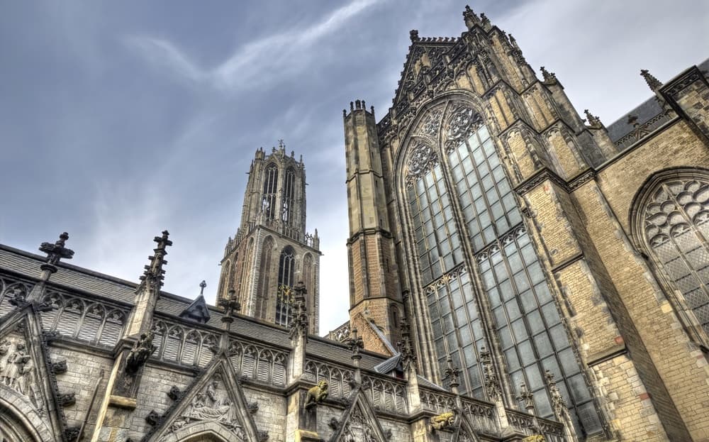 Day Tour from Amsterdam to Utrecht & Gouda with Camaleon Tours
