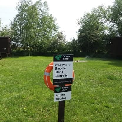 Water Activities: Paddle Beyond in Leicestershire