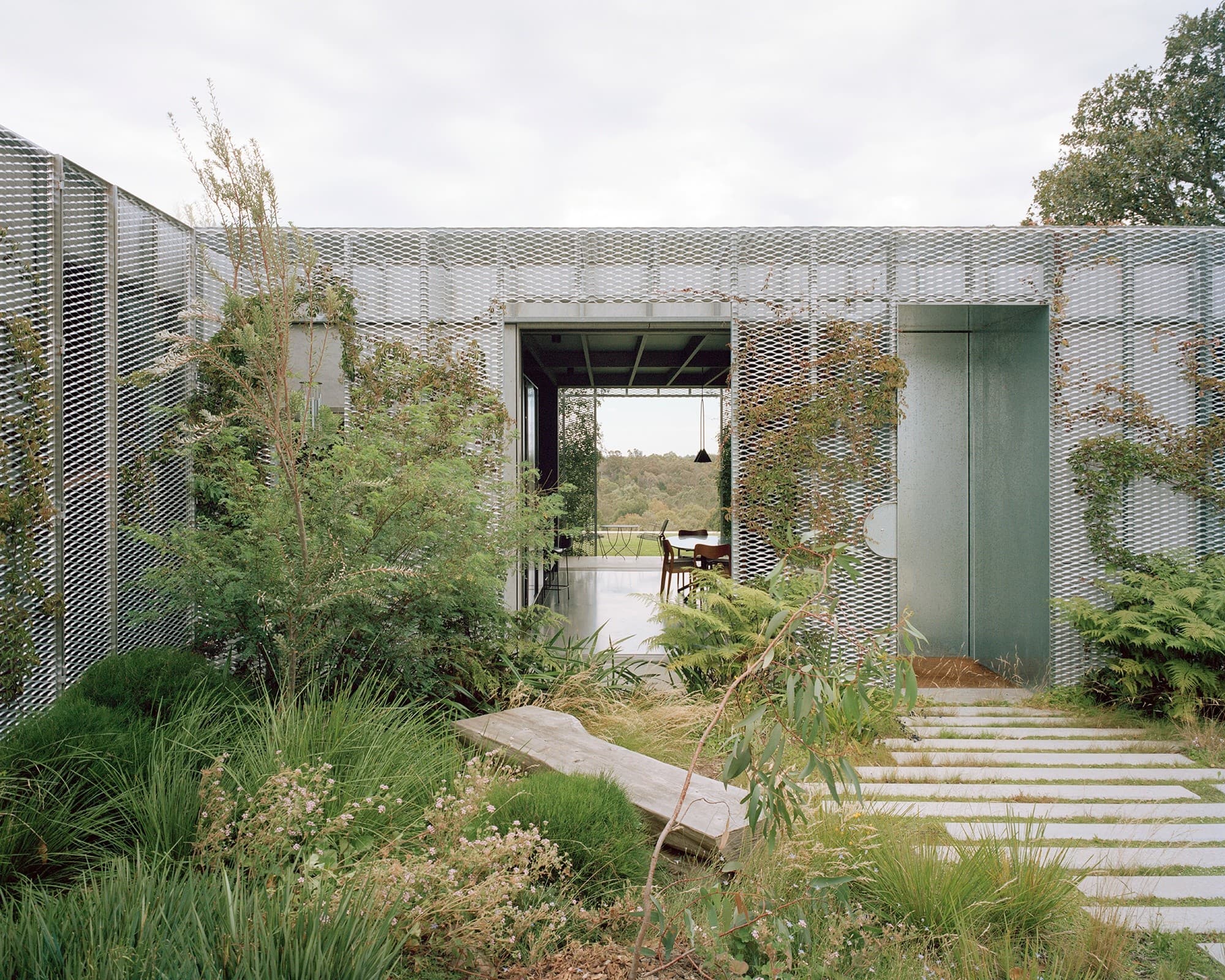 Inside Hedge and Arbour House: Studio Bright’s Award-Winning Melbourne Home