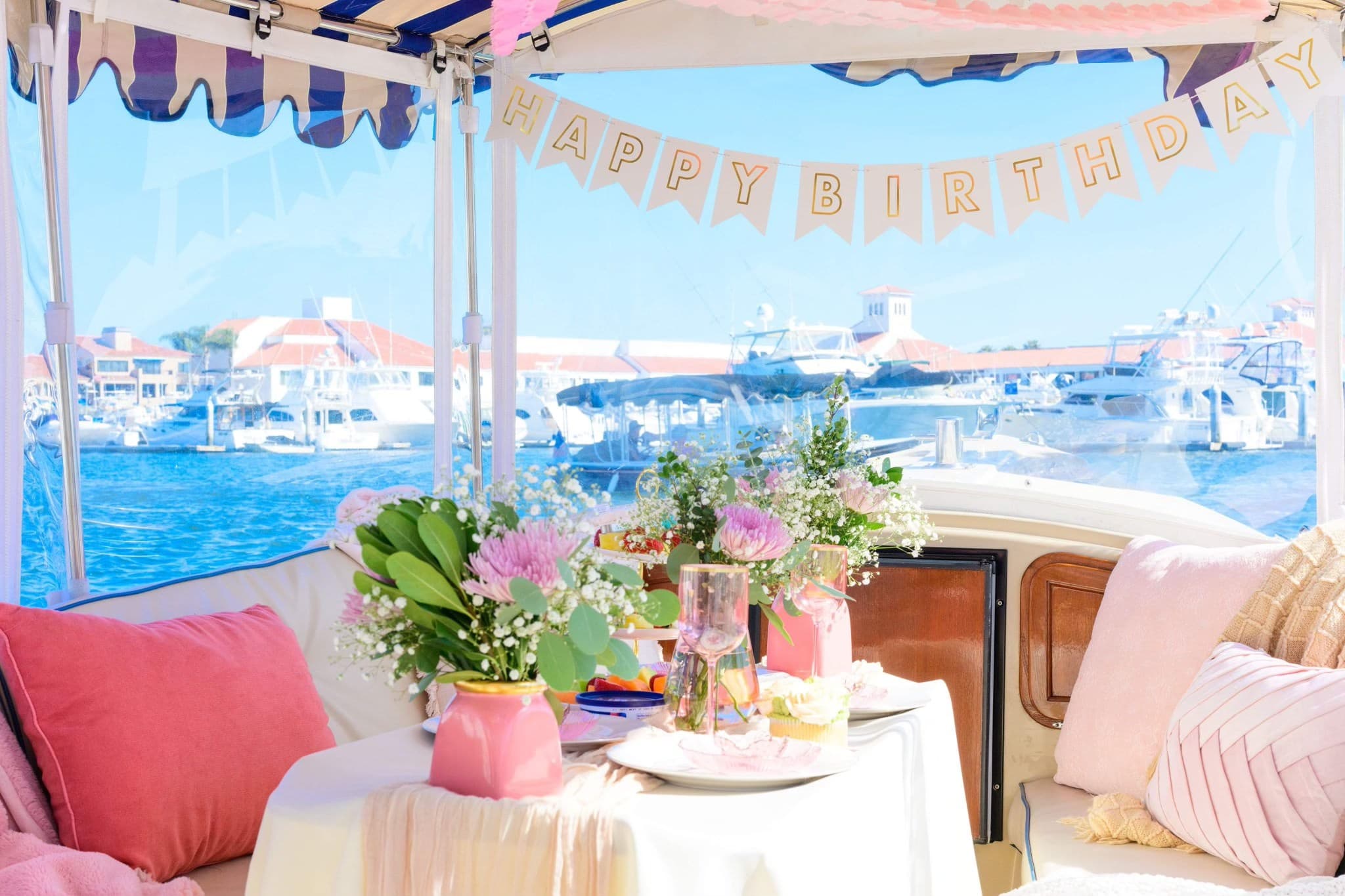 8 Passenger Duffy Electric Boat Rental in Huntington Harbor