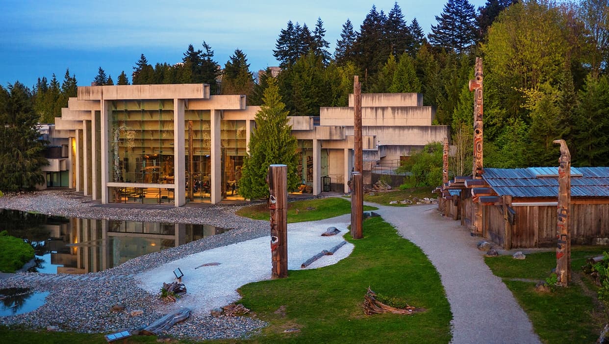 Pacific Northwest Indigenous Art: MOA & Douglas Reynolds Gallery Tour, Vancouver