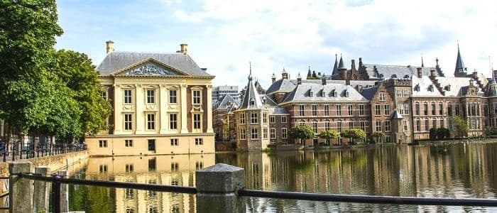 City Walking Tour of The Hague with Cicerones