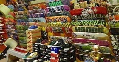 Skate San Juan: Full Combo Rental — Helmets, Pads & Skates on Calle San Agustín
